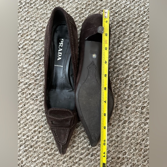 Vintage PRADA Kitten Healed Brown Suede Pointed-Toe Pumps with Tonal Stitching - Picture 11 of 11